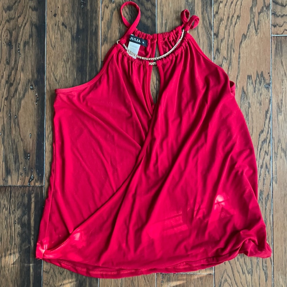 Size XL (definitely fits like Large) dressy “go out” tank.  See below